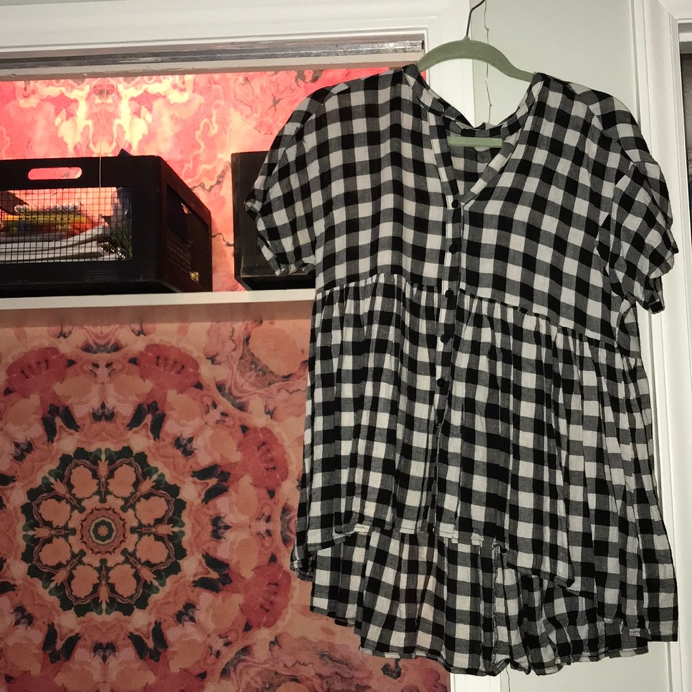 11-1•TYLHO Black and White plaid shirt